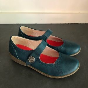 heavenly feet mary jane shoes